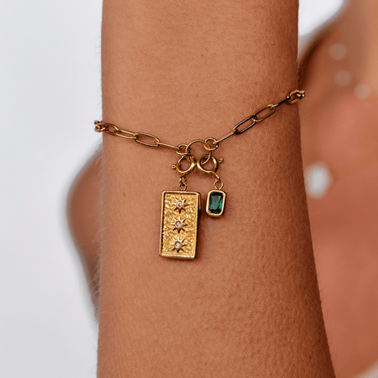 Pia Chain Link Charm Bracelet